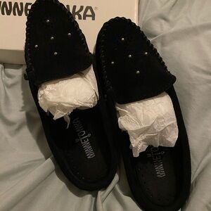 Minnetonka S 7.5 Leila Studded Suede Slip on Moccasin Flat Mule Shoes retail 89